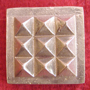 Navgraha Pyramid Chip Metal